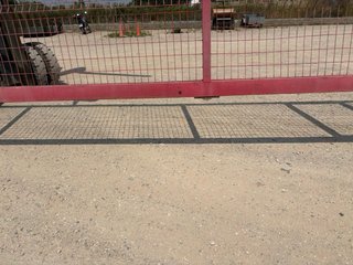 Puerta corredera metálica