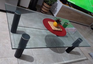 Mesa de centro cristal y metal