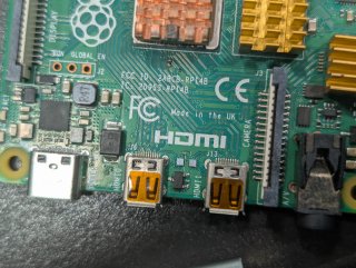 Raspberry Pi 4B 4GB RAM con caja y ventilador