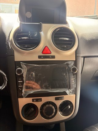 Pantalla Carplay Opel Corsa D