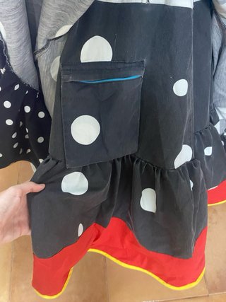 Traje de flamenca negro y rojo