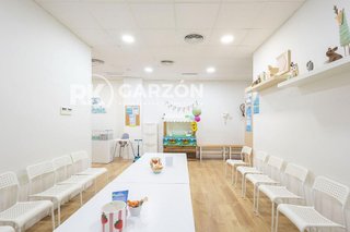 Local comercial en alquiler en Plaza de Toros - Santa Rita en Almería