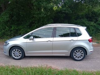 wolsvagen golf sportsvan  2014