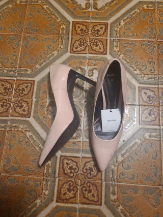 Zapatos tacón Bershka rosa talla 37