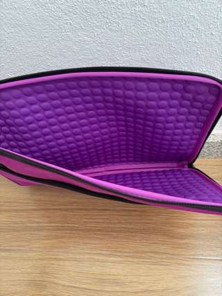 Funda para portátil morada