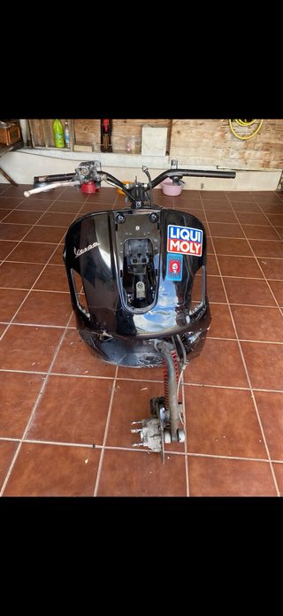 Chasis Vespa GTS Negro 250cc