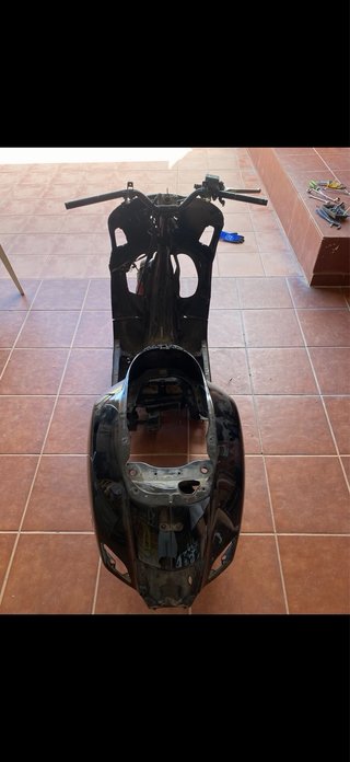 Chasis Vespa GTS Negro 250cc