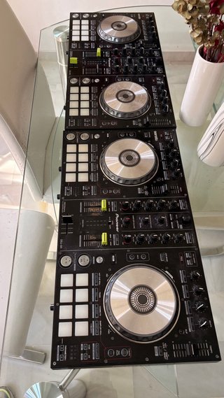 DOS Controladoras DJ Pioneer DDJ-SR