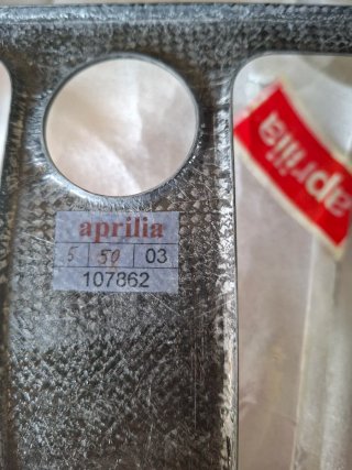 Aprilia RSV Gen 2 Carenado Carbono
