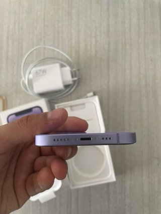 iPhone 12 Morado