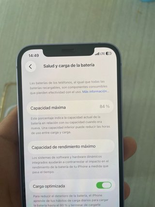 iPhone 12 Morado