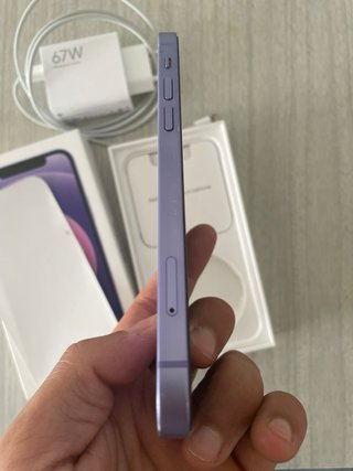 iPhone 12 Morado