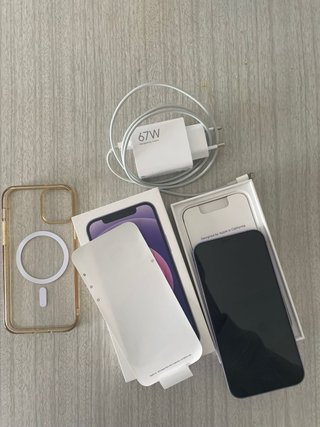 iPhone 12 Morado