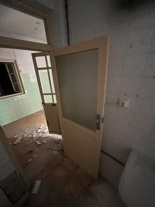 7 Puertas antiguas de madera y cristal