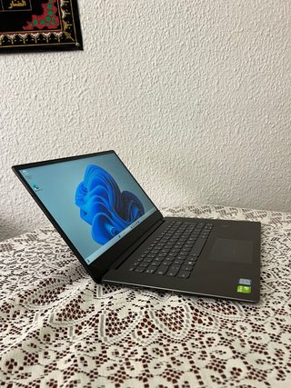 Ordenador portátil lenovo ideapad i5 8 Generación.