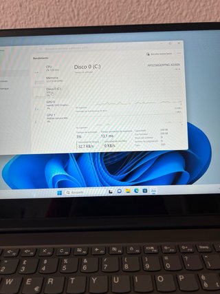 Ordenador portátil lenovo ideapad i5 8 Generación.
