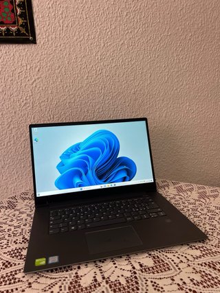 Ordenador portátil lenovo ideapad i5 8 Generación.