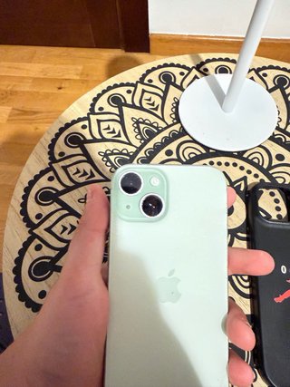 iPhone 15 Verde agua