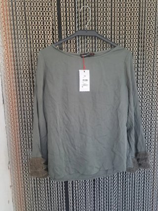 Blusa Missing Johnny verde militar talla S