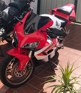 Honda CBR 1000 RR 2004 - 49.000 km