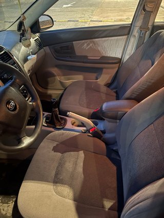 KIA Cerato 2004