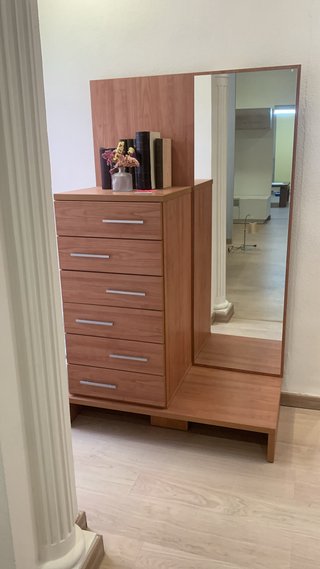 Sinfonier con espejo vestidor