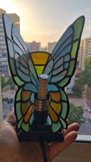 Lámpara Mariposa azul clarito estilo Tiffany!