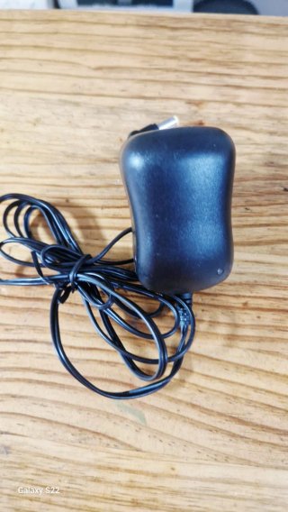 Cargador Outgo Universal