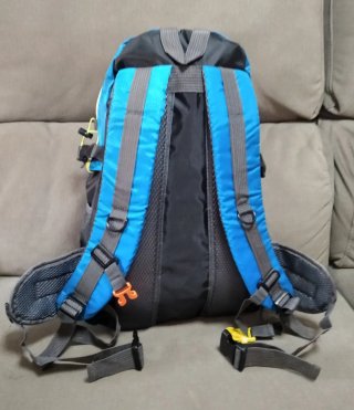 Mochila 35L senderismo, escalada, ciclismo