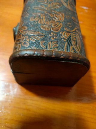Caja joyero madera tallada flores