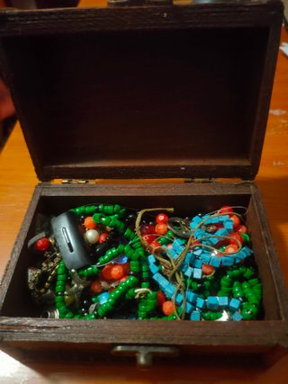 Caja joyero madera tallada flores