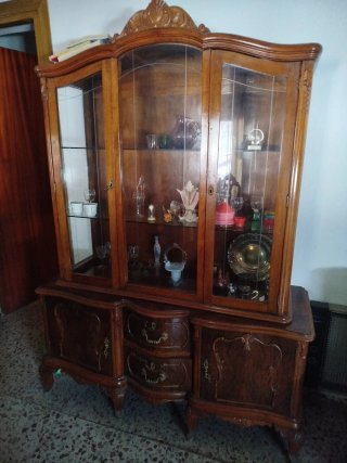 Vitrina antigua madera y cristal