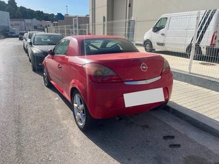 Opel Tigra 2005