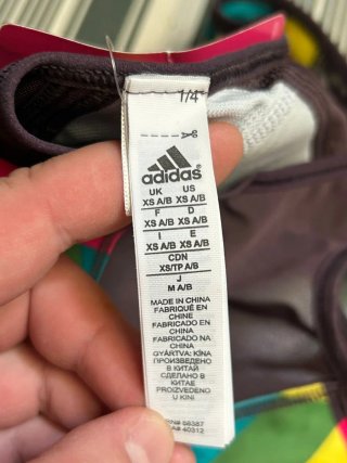 Top sportivo Adidas taglia XS