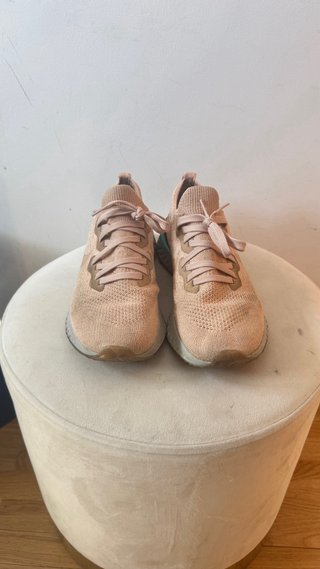 Nike Epic React Flyknit Rosa Talla 38