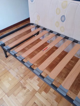 Somier 90cm, Colchón 90cm y Almohada