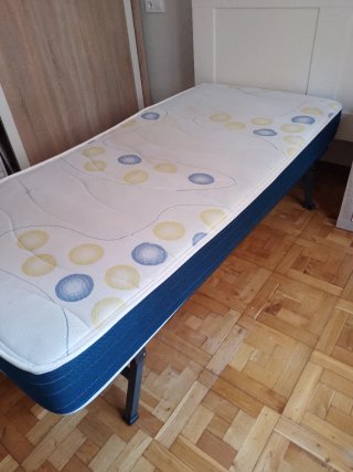 Somier 90cm, Colchón 90cm y Almohada