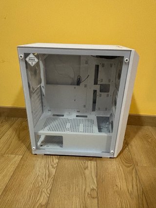 Caja PC FSP CMT218 Blanca Nueva Cristal Templado