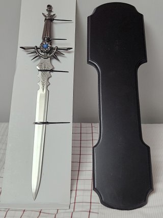 Espada decorativa de colección