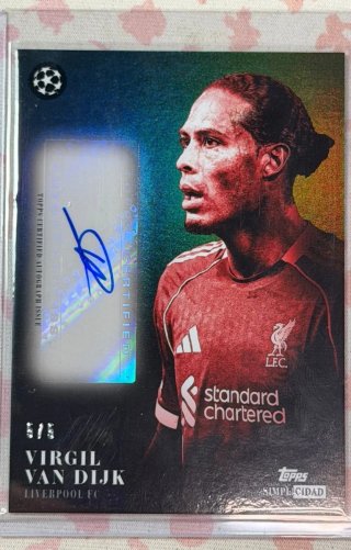 Virgil Van Dijk 5/5 Topps Autograph Card
