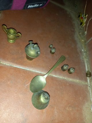 Lote 10 antigüedades latón, balanza, RITZ