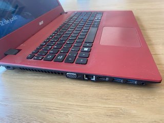 Portátil Acer Aspire E5-573G Rojo