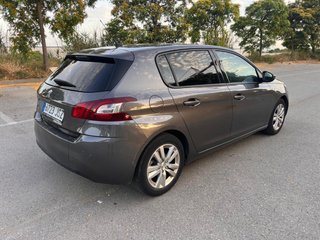 Peugeot 308 2016