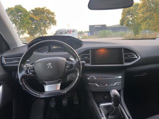 Peugeot 308 2016