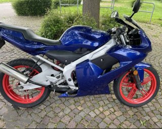 Yamaha TZR 50 Azul y Rojo