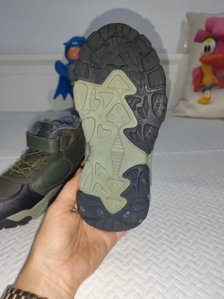 Botas niño talla 32