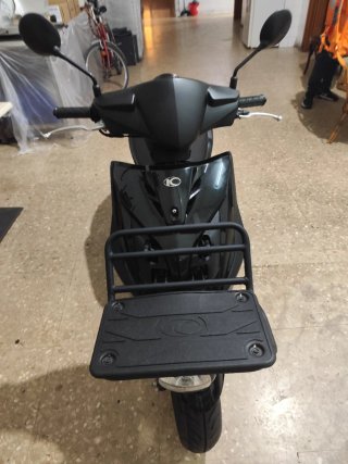 Moto Scooter Kymco Negra Automática