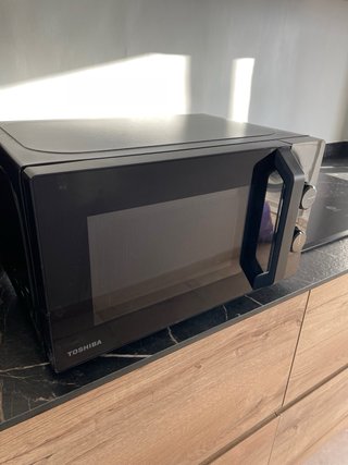 Microondas Toshiba Negro