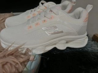 Zapatillas Lotto Blancas y Rosas