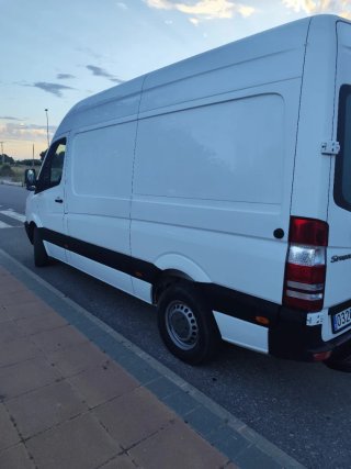 Mercedes-Benz Sprinter 2011